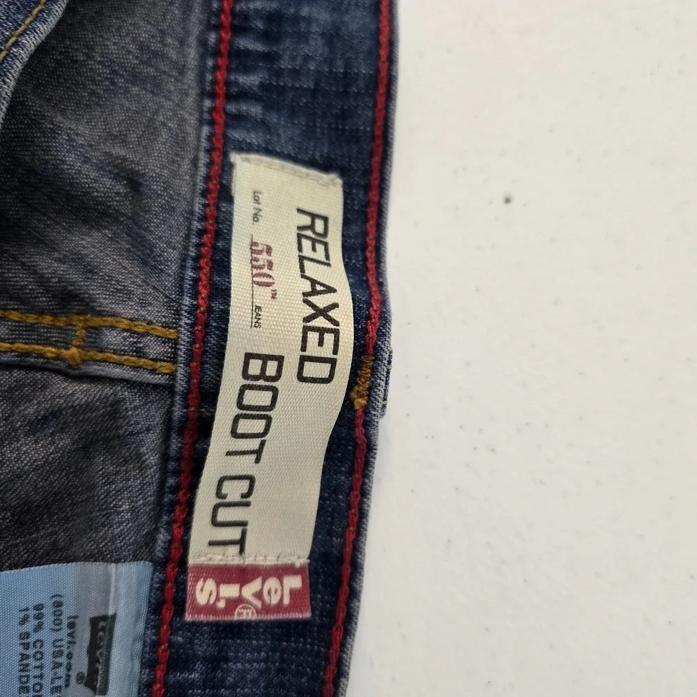 Levis 550 Relaxed Boot Cut Jeans Mens 42x31 Medium Wash Blue Denim 095553107